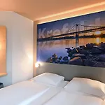 Отель Krefeld-city Крефельд