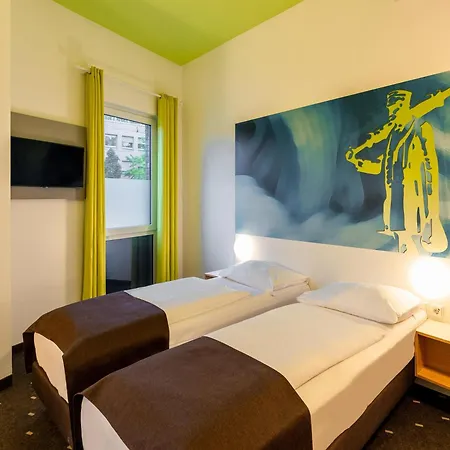 Hotel B&B Hotel Krefeld 2*