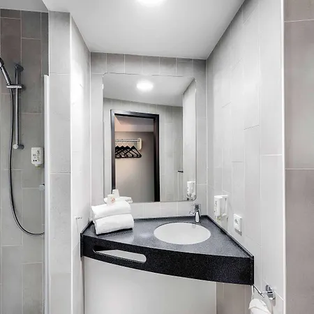 Krefeld-city Hotel 3*